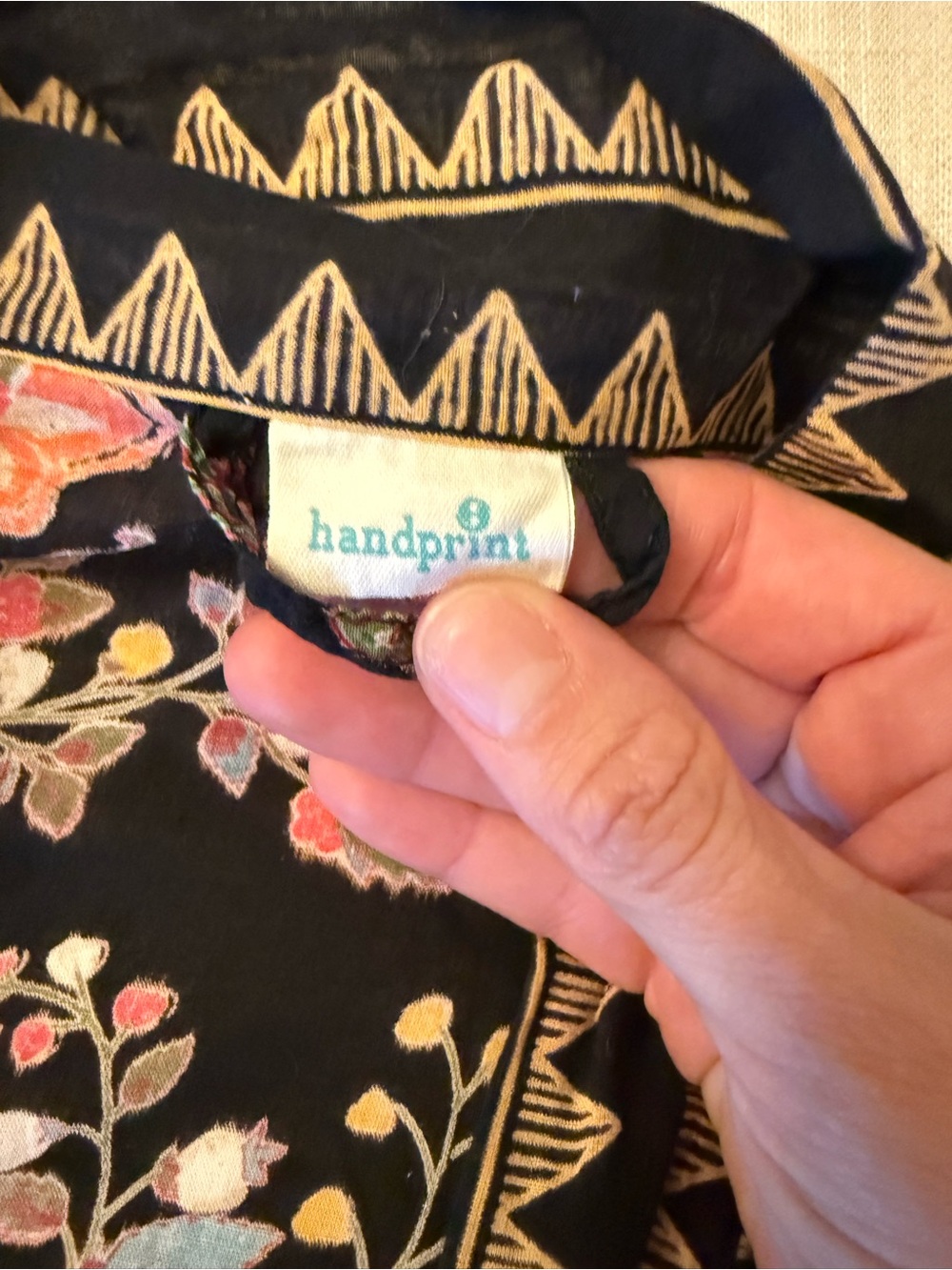 Black Floral Embroidered Kimono - Picture 4 of 5